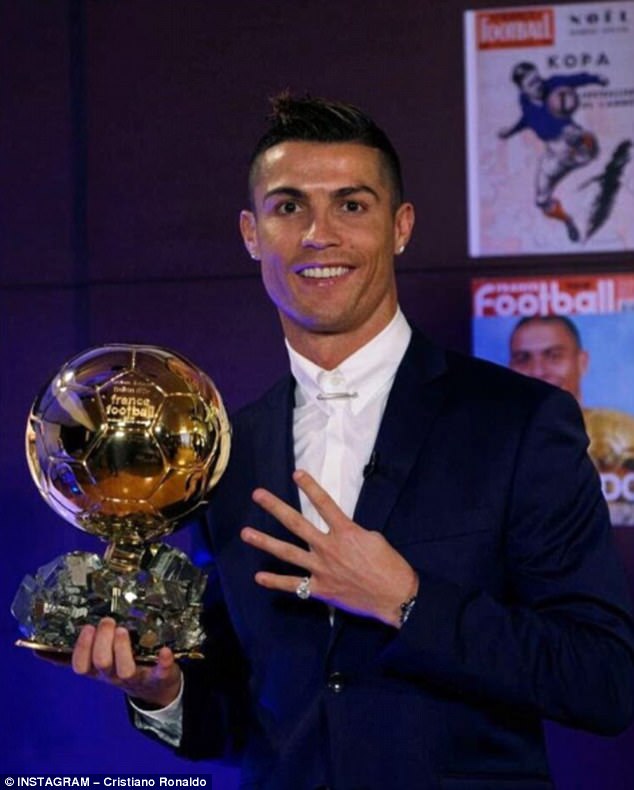 7 bức ảnh nhiều like nhất trên Instagram 100 triệu người theo dõi của Ronaldo - Ảnh 8.