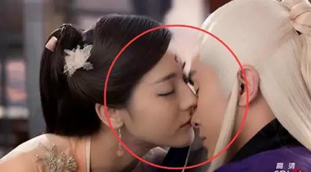 13 sự thật đáng thất vọng của cảnh hôn mùi mẫn trong phim Hoa Ngữ - Ảnh 9.