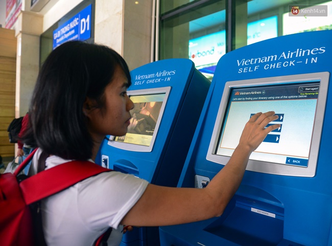 Check in lưu động, phân loại hành khách làm thủ tục để giảm ùn tắc đường hàng không - Ảnh 4.