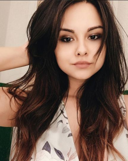 Cô nàng xinh đẹp khiến cư dân mạng đứng ngồi không yên vì ngoại hình quá giống Selena Gomez - Ảnh 6.