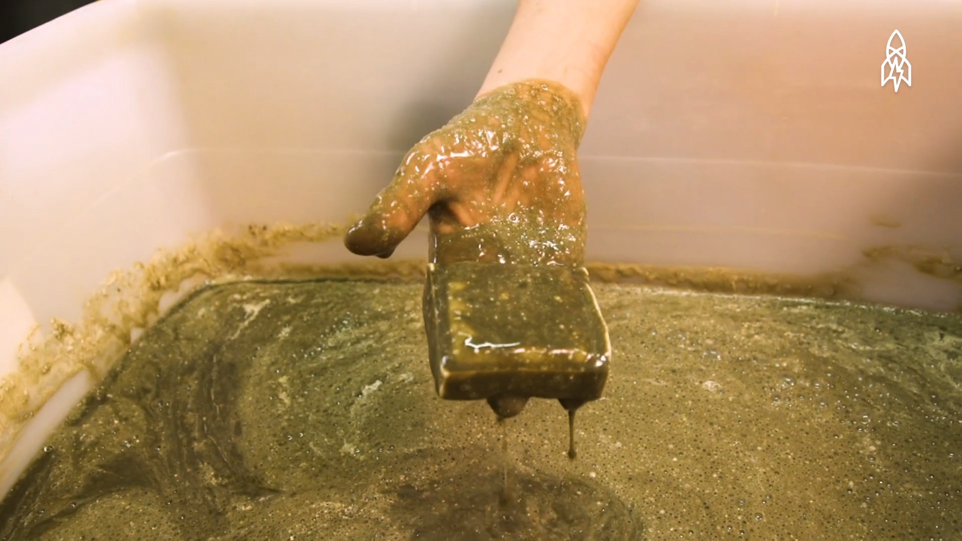 Món ăn thiên hạ đệ nhất thối vừa ăn vừa bịt mũi nhưng vị lại được công nhận là siêu ngon - Ảnh 2. Món ăn thiên hạ đệ nhất thối vừa ăn vừa bịt mũi nhưng vị lại được công nhận là siêu ngon - Ảnh 2.