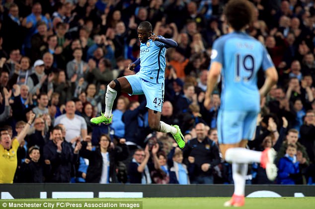 Kịch bản n&agrave;o sẽ xảy ra trong cuộc đua Tốp 4 Premier League - Ảnh 3.