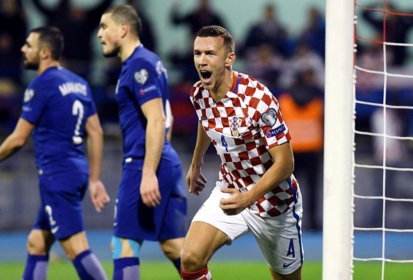Croatia vùi dập Hy Lạp, chạm tay vào vé World Cup 2018 - Ảnh 8.