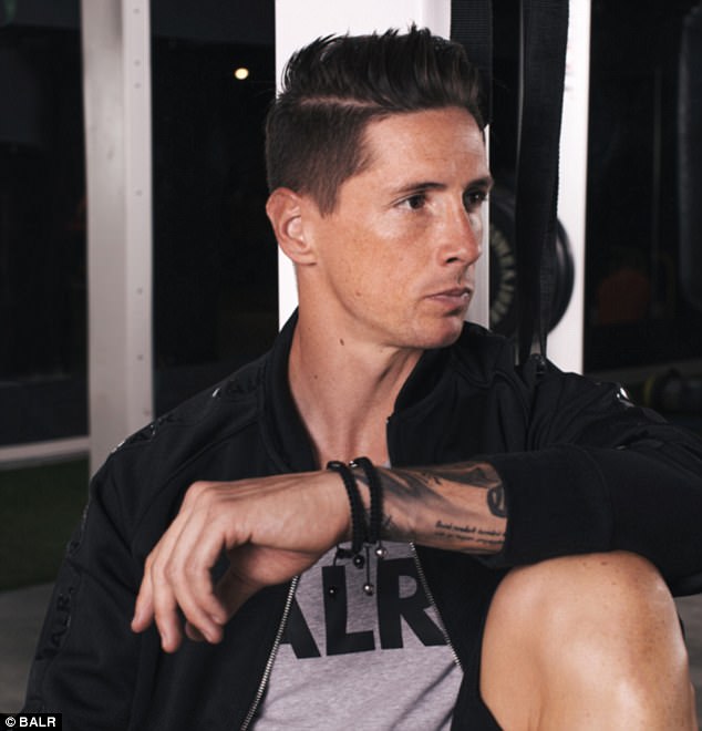 Cận cảnh vẻ đẹp trai nam tính của Fernando Torres khi hóa thân làm người mẫu - Ảnh 5.
