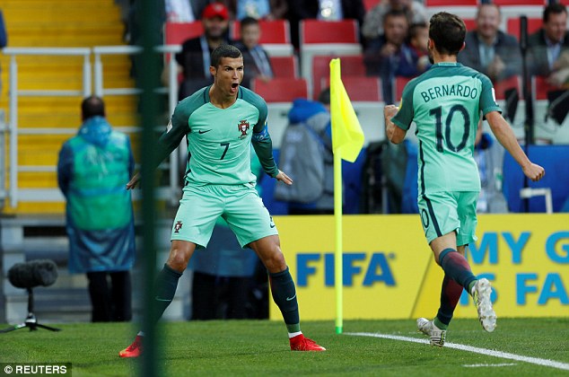 Ronaldo ghi bàn, Bồ Đào Nha lên nhất bảng ở Confed Cup 2017 - Ảnh 2.
