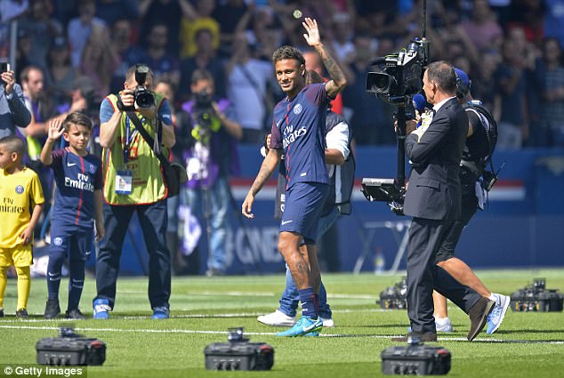 PSG chào đón Neymar bằng chiến thắng ngày mở màn Ligue 1 - Ảnh 3.