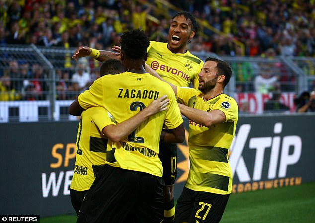 Bayern v&ocirc; địch Si&ecirc;u C&uacute;p Đức sau loạt đấu s&uacute;ng c&acirc;n n&atilde;o với Dortmund - Ảnh 7.