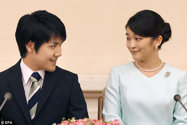 Mối tình công chúa Nhật Bản và người chồng tương lai thường dân: Tôi ấn tượng với nụ cười tỏa nắng của anh ấy - Ảnh 3.