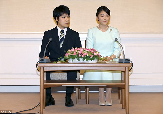 Mối tình công chúa Nhật Bản và người chồng tương lai thường dân: Tôi ấn tượng với nụ cười tỏa nắng của anh ấy - Ảnh 4.