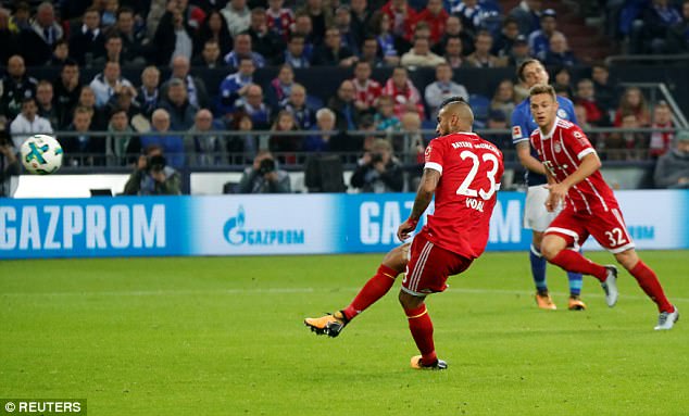 Trai đẹp James Rodriguez có bàn thắng đầu tiên cho Bayern Munich - Ảnh 10.