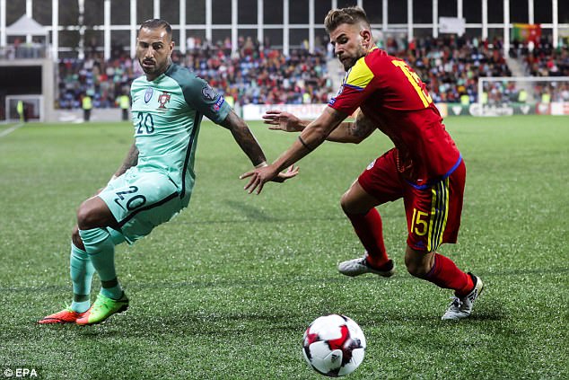 Cứu tinh Ronaldo giúp Bồ Đào Nha mở toang cánh cửa giành vé World Cup 2018 - Ảnh 4.