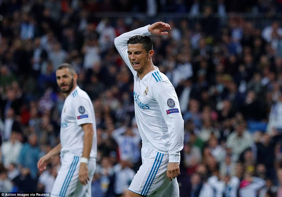 Ronaldo ghi bàn trên chấm penalty, Real Madrid thoát thua Tottenham - Ảnh 7. Ronaldo ghi bàn trên chấm penalty, Real Madrid thoát thua Tottenham - Ảnh 7.