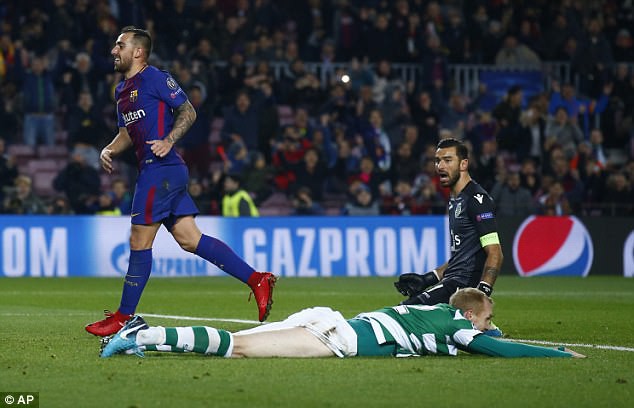Messi ngồi dự bị, Barca tiếp tục k&eacute;o d&agrave;i mạch bất bại - Ảnh 9.