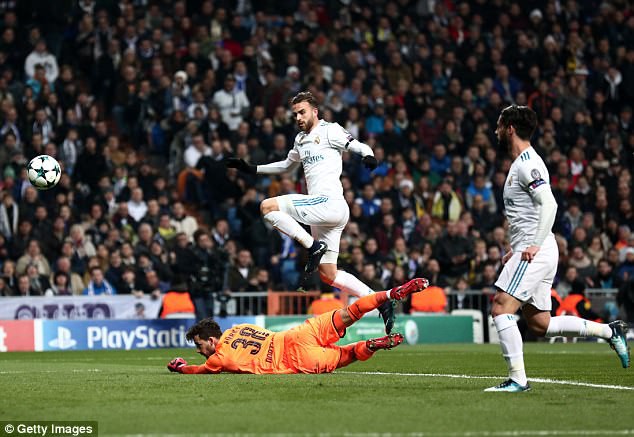 Ronaldo phá vỡ kỷ lục ghi bàn mới ở Champions League - Ảnh 4.