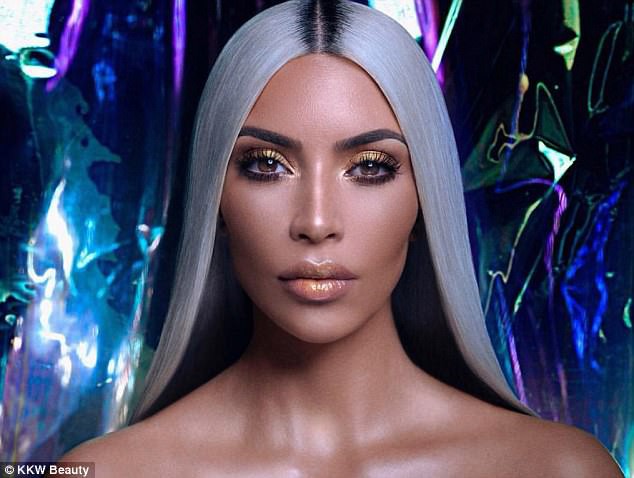 Lần đầu tiên Kim Kardashian khỏa thân đầy nghệ thuật, vừa đẹp vừa sang mà chẳng hề phản cảm - Ảnh 3.