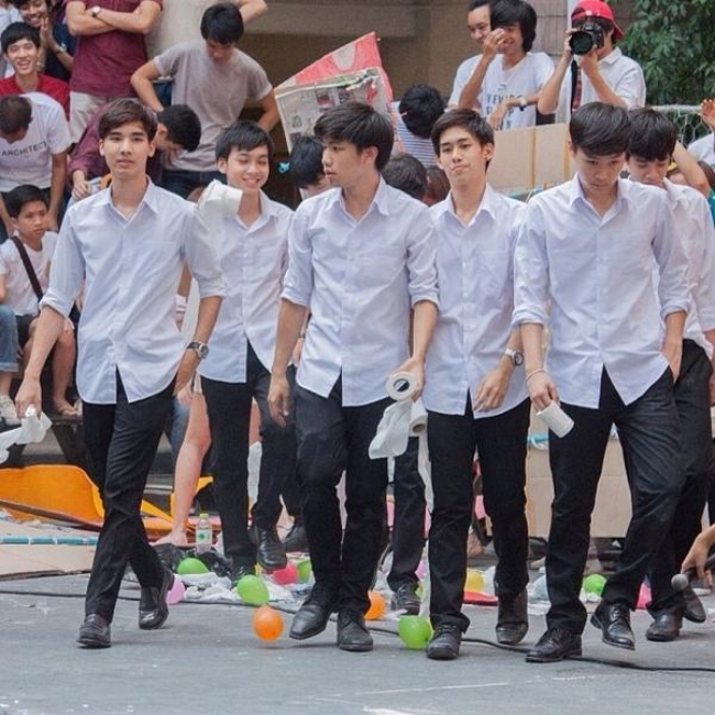 Dàn trai đẹp khiến các thiếu nữ phải xao xuyến trái tim của trường Đại học danh giá nhất Thái Lan - Ảnh 3.