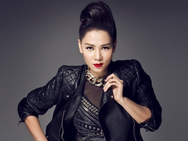Giám khảo The Voice 2017: Chưa đối đầu ghế nóng đã “ganh đua” tại Đại nhạc hội đón xuân - Ảnh 2.
