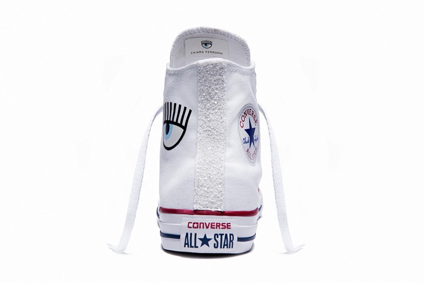 Thêm một BST Converse Chuck Taylor xinh yêu kinh khủng đảm bảo nàng nào cũng đổ đứ đừ - Ảnh 8. Thêm một BST Converse Chuck Taylor xinh yêu kinh khủng đảm bảo nàng nào cũng đổ đứ đừ - Ảnh 8.