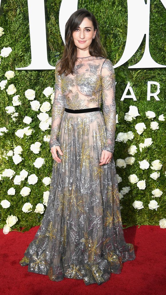 D&agrave;n minh tinh, thi&ecirc;n thần nội y đọ sắc lộng lẫy tr&ecirc;n thảm đỏ lễ trao giải h&agrave;ng đầu thế giới! - Ảnh 5.