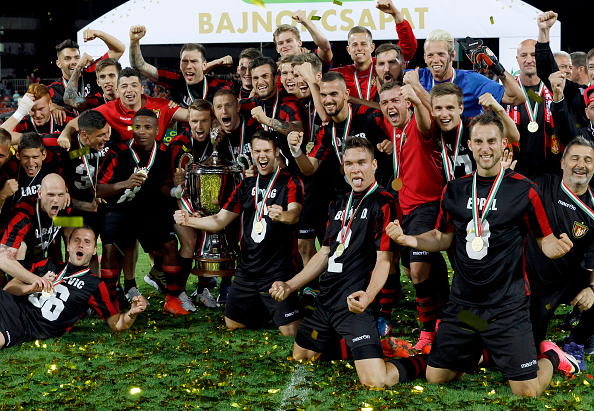 Cầu thủ d&ugrave;ng mưu h&egrave;n, kế bẩn, ăn vạ như ch&acirc;n đ&atilde; bị g&atilde;y l&igrave;a - Ảnh 3.