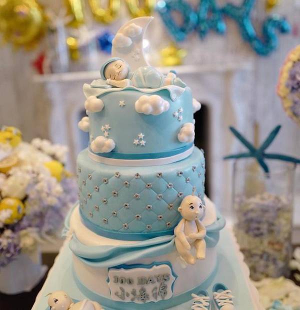 Sau loạt l&ugrave;m x&ugrave;m, vợ chồng Angela Baby - Huỳnh Hiểu Minh mở tiệc mừng 100 ng&agrave;y tuổi cho qu&yacute; tử - Ảnh 3.