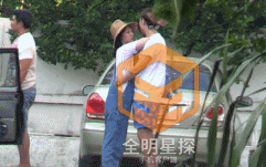 Bị tố ngoại tình,Ảnh hậu Trung Quốc lộ thêm hình ảnh nhạy cảm khi tình trẻ động chạm vòng 3 - Ảnh 9.