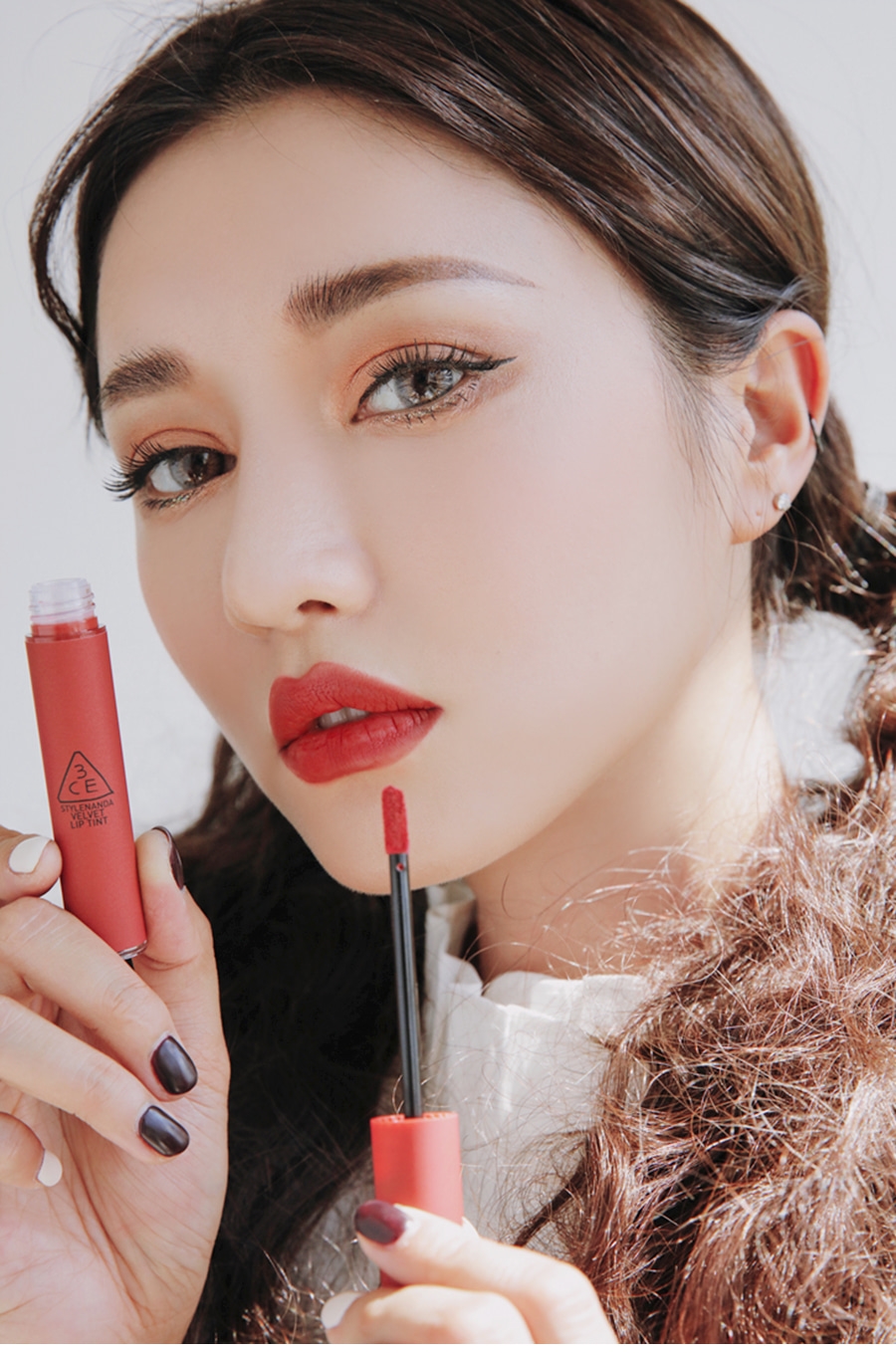 Clip nóng bỏng tay: Swatch cận cảnh loạt màu son 3CE Velvet Lip Tint đang gây sốt - Ảnh 14.