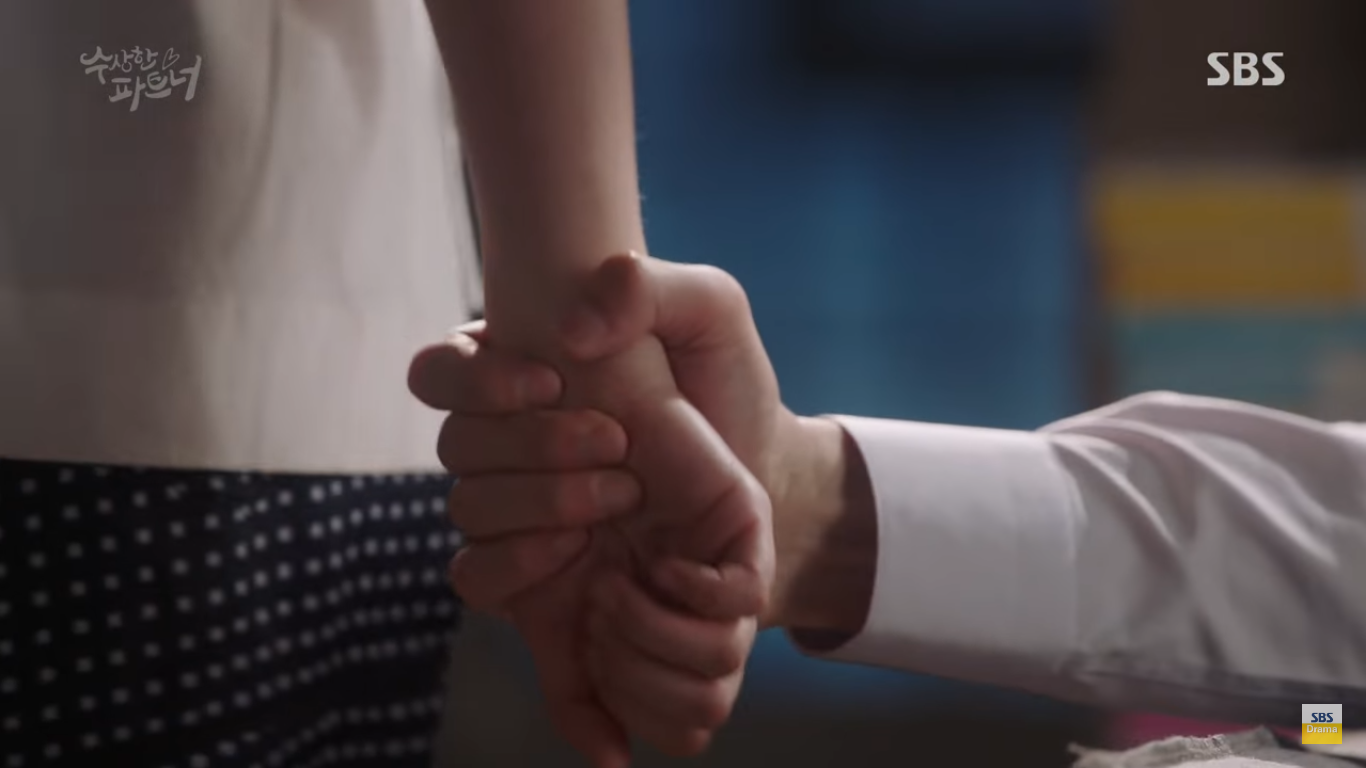 “Đối Tác Đáng Ngờ”: Bất chấp tất cả, Ji Chang Wook chai mặt “thả thính” Nam Ji Hyun - Ảnh 8.