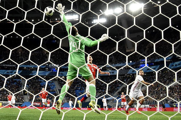 Tây Ban Nha hòa chủ nhà World Cup 2018 dù được hưởng hai quả phạt đền - Ảnh 5.