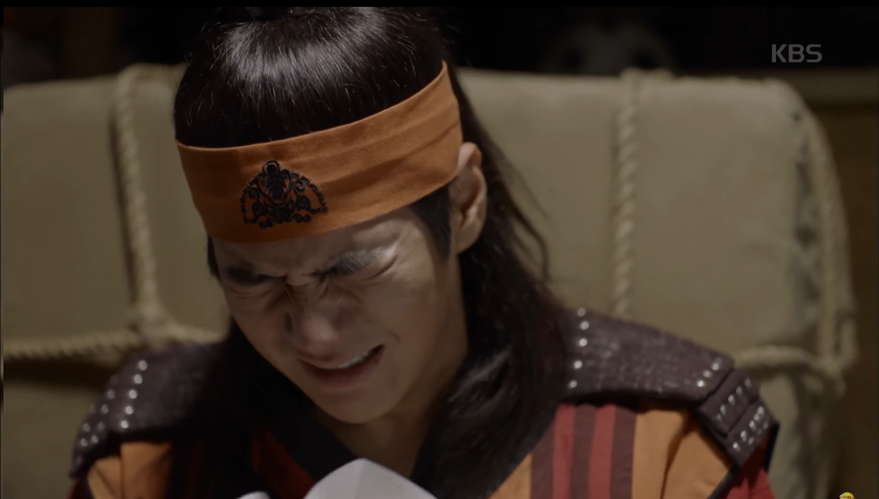 &ldquo;Hwarang&rdquo;: Qu&aacute; bất ngờ, Kim Tae Hyung (V) l&agrave; Hwarang đầu ti&ecirc;n phải chết! - Ảnh 13.