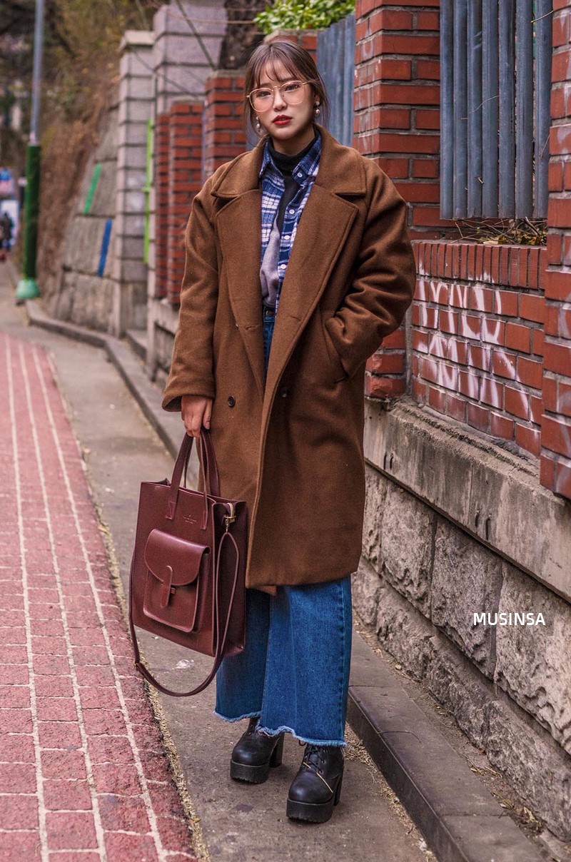 Ngắm street style mãn nhãn của giới trẻ Hàn, bạn sẽ thấy mình đã bỏ qua biết bao chiêu mix đồ đơn giản mà hay ho - Ảnh 7. Ngắm street style mãn nhãn của giới trẻ Hàn, bạn sẽ thấy mình đã bỏ qua biết bao chiêu mix đồ đơn giản mà hay ho - Ảnh 7.