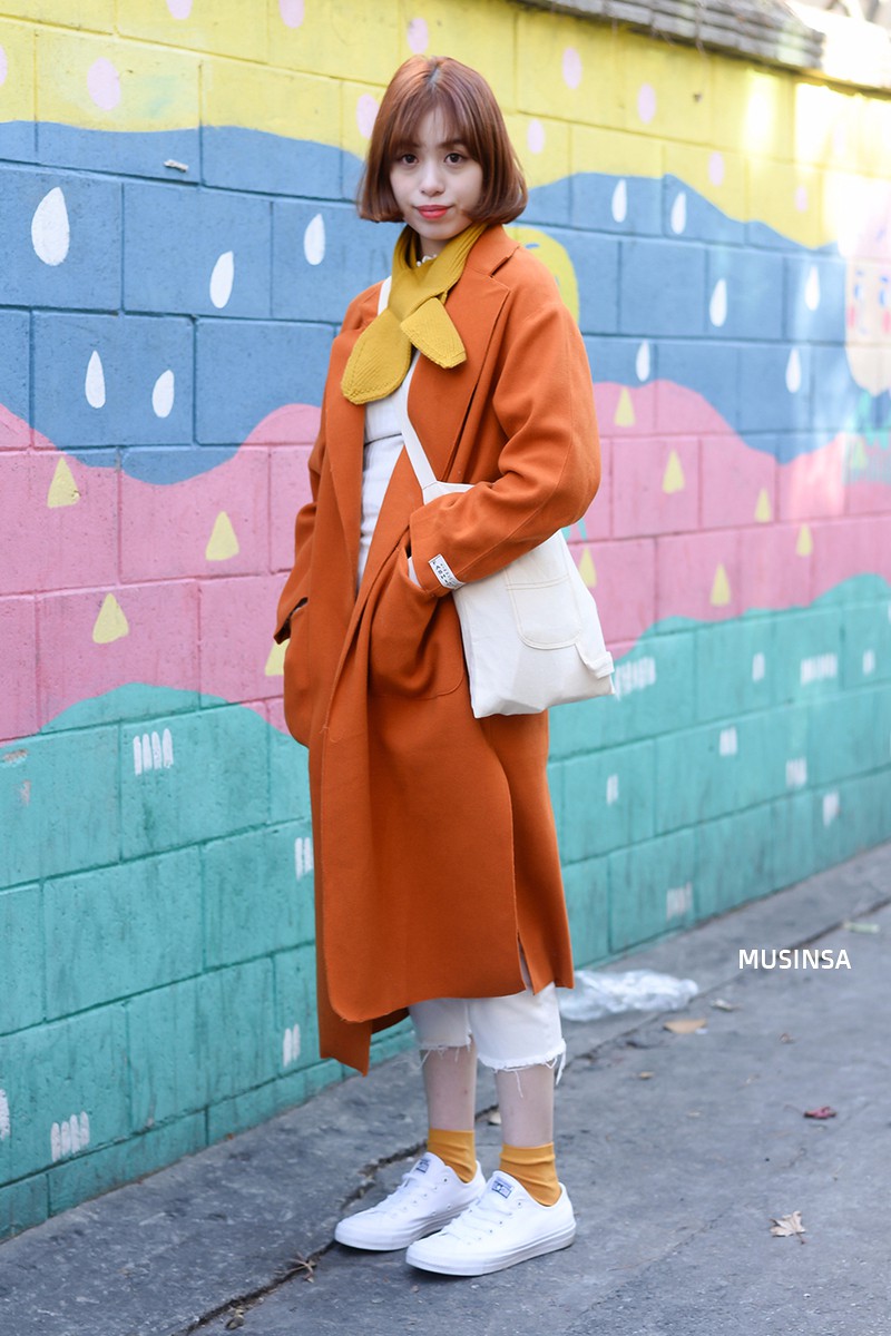 Ngắm street style của giới trẻ Hàn ngày cuối năm để học cách diện áo khoác vừa nổi vừa chất - Ảnh 6.