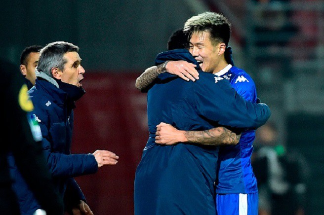 Zlatan Hàn Quốc: Người du mục” trở thành anh hùng của đội bóng Ligue 1 - Ảnh 3.