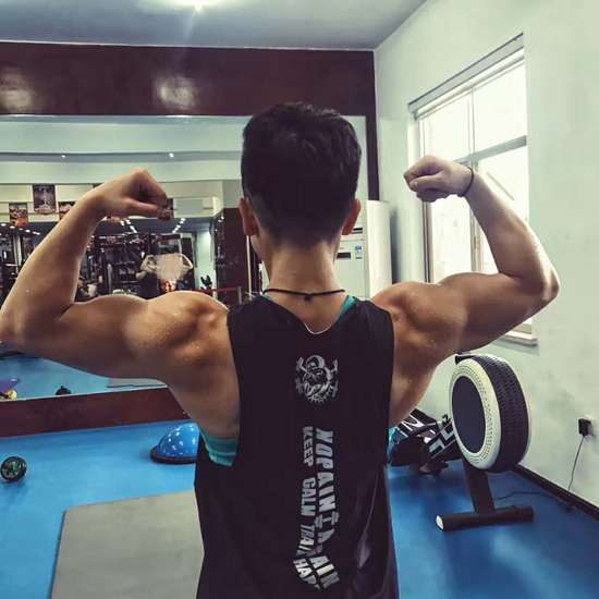 Lỡ thầm thương trộm nhớ anh ch&agrave;ng đẹp trai s&aacute;u m&uacute;i, h&agrave;ng loạt c&ocirc; g&aacute;i ng&atilde; ngửa khi biết sự thật - Ảnh 2.