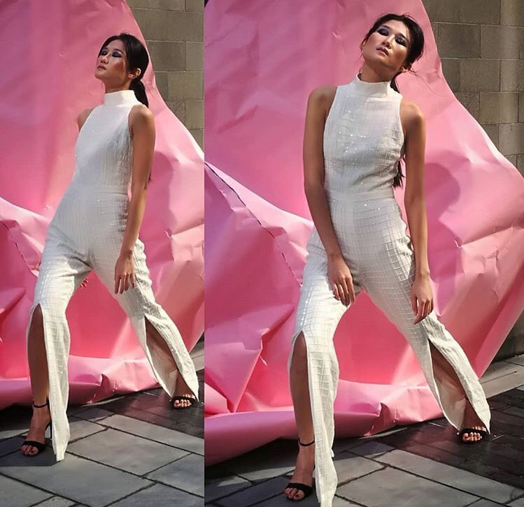 Tưởng theo chồng bỏ cuộc chơi, Kha Mỹ Vân vẫn âm thầm công phá Dubai Modest Fashion Week, nhận cát xê khủng - Ảnh 8. Tưởng theo chồng bỏ cuộc chơi, Kha Mỹ Vân vẫn âm thầm công phá Dubai Modest Fashion Week, nhận cát xê khủng - Ảnh 8.