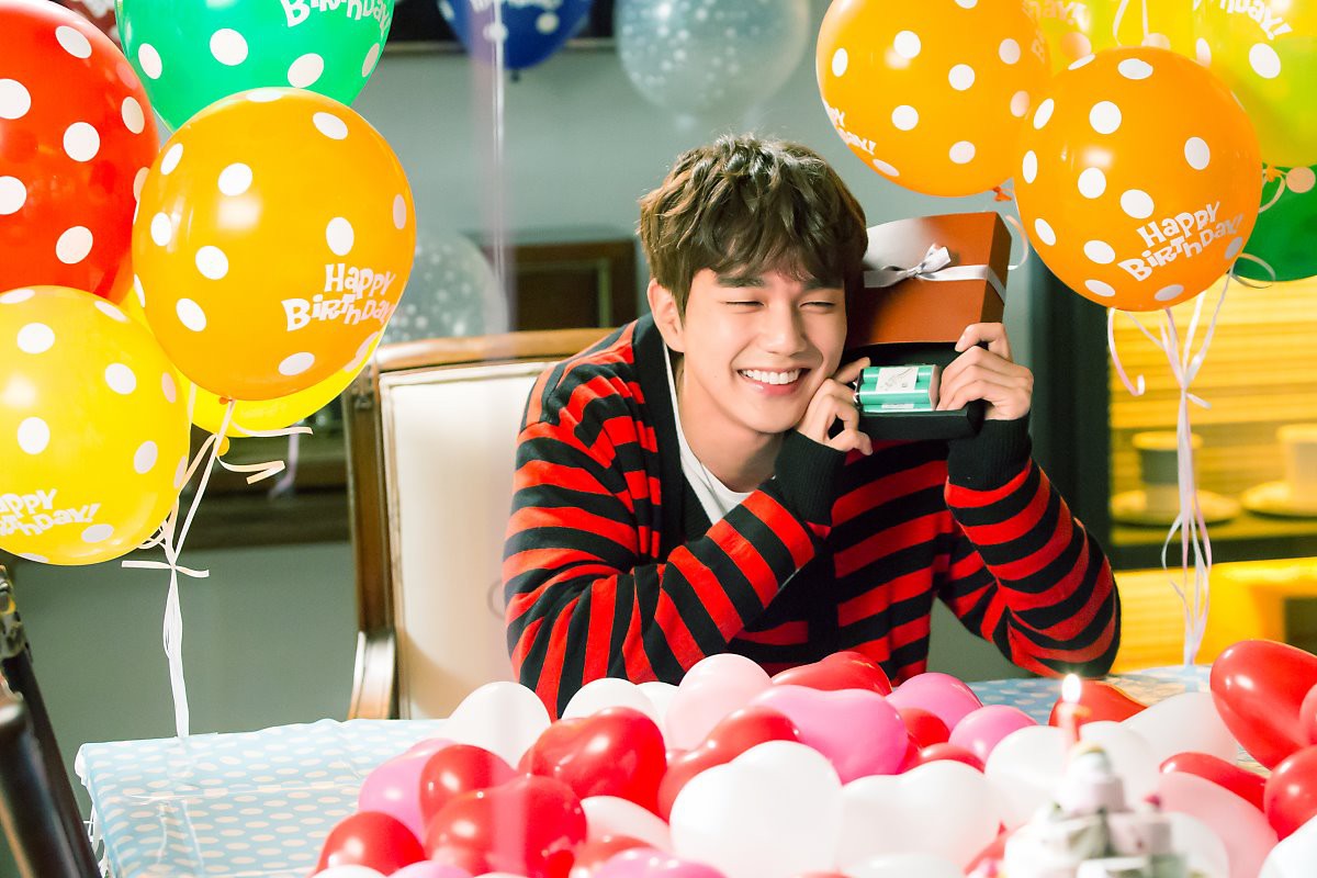 Yoo Seung Ho đã đẹp chết người, người yêu mới của anh còn xuất sắc hơn cả Kim So Hyun - Ảnh 11. Yoo Seung Ho đã đẹp chết người, người yêu mới của anh còn xuất sắc hơn cả Kim So Hyun - Ảnh 11.