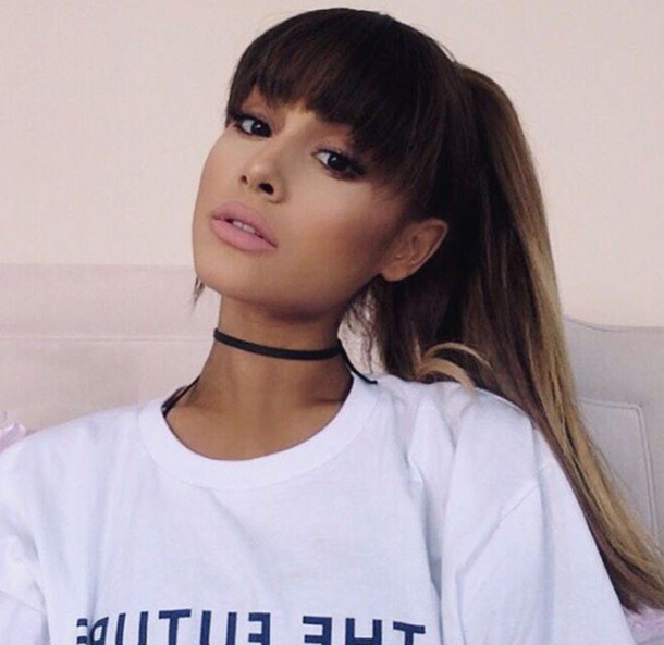 Đây chính xác là 3 thứ luôn có trong tủ đồ của Ariana Grande - Ảnh 15.