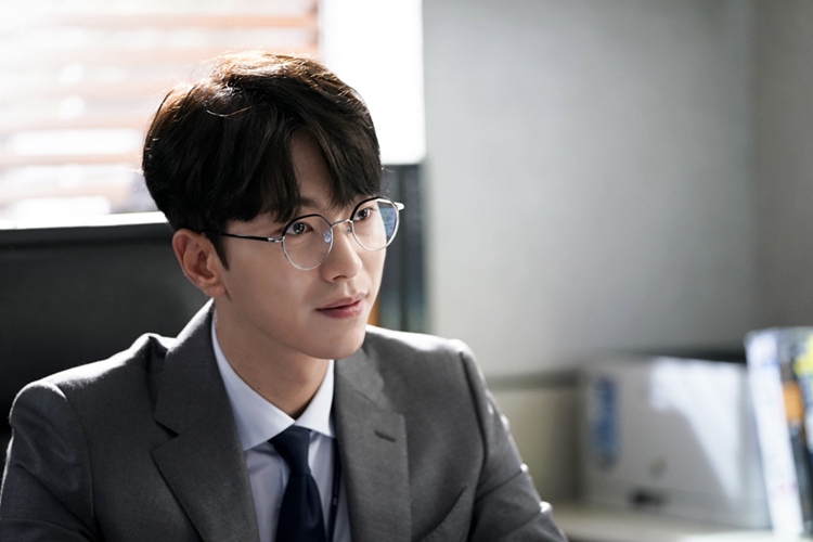 Phim Hàn gây sốc vì đánh thẳng vào nạn tấn công tình dục nữ giới - 23