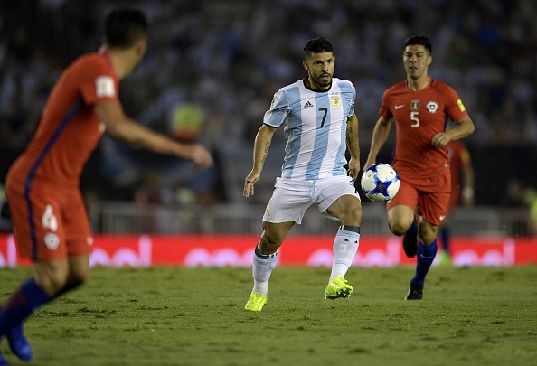 Messi sút phạt đền thành công đưa Argentina lên vị trí thứ 3 - Ảnh 8.