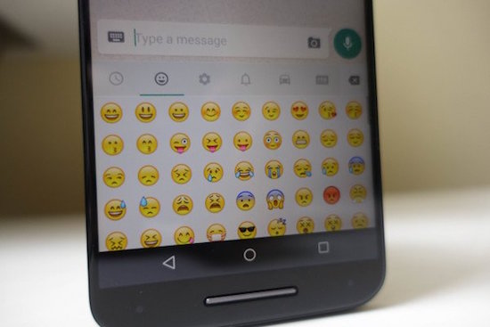 Loạt emoji quen mặt được lột xác ấn tượng bằng giấy thủ công - Ảnh 2.