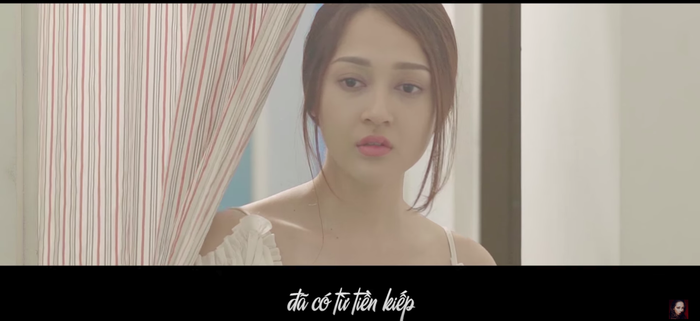 Bảo Anh làm clip giải thích chuyện tình luân hồi cho 2 MV đình đám, có kèm giọng lồng tiếng như... phim kiếm hiệp - Ảnh 6. Bảo Anh làm clip giải thích chuyện tình luân hồi cho 2 MV đình đám, có kèm giọng lồng tiếng như... phim kiếm hiệp - Ảnh 6.