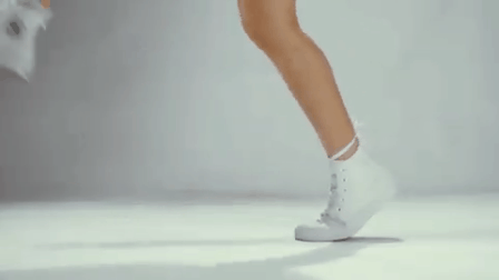 Châu Bùi xuất hiện siêu chất trong video của Converse thế này, dân tình lại đổ xô đi mua Chuck Taylor mới cho xem - Ảnh 8. Châu Bùi xuất hiện siêu chất trong video của Converse thế này, dân tình lại đổ xô đi mua Chuck Taylor mới cho xem - Ảnh 8.