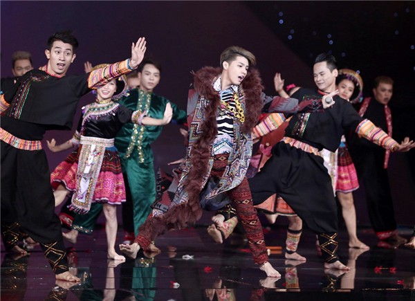 Không chỉ Kpop mới có “vũ đạo virus”, các ca sĩ Vpop cũng sở hữu những điệu nhảy này khiến fan thích mê - Ảnh 9.