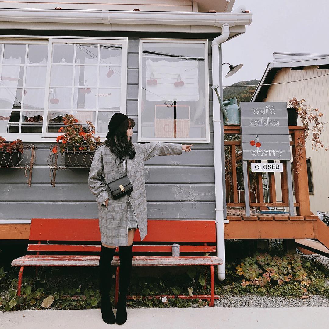 Chẳng hẹn mà gặp, Hà Hồ, Phí Phương Anh, Kỳ Duyên và loạt hot girl Việt đều đang mê mệt kiểu boot này - Ảnh 5. Chẳng hẹn mà gặp, Hà Hồ, Phí Phương Anh, Kỳ Duyên và loạt hot girl Việt đều đang mê mệt kiểu boot này - Ảnh 5.