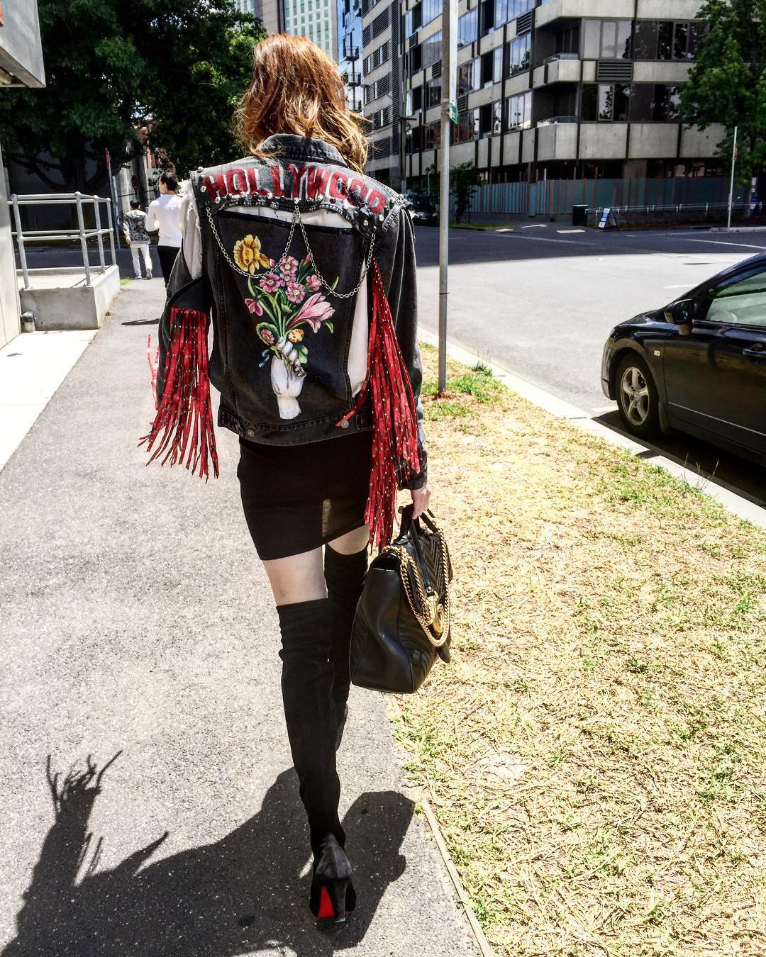 Chẳng hẹn mà gặp, Hà Hồ, Phí Phương Anh, Kỳ Duyên và loạt hot girl Việt đều đang mê mệt kiểu boot này - Ảnh 2. Chẳng hẹn mà gặp, Hà Hồ, Phí Phương Anh, Kỳ Duyên và loạt hot girl Việt đều đang mê mệt kiểu boot này - Ảnh 2.