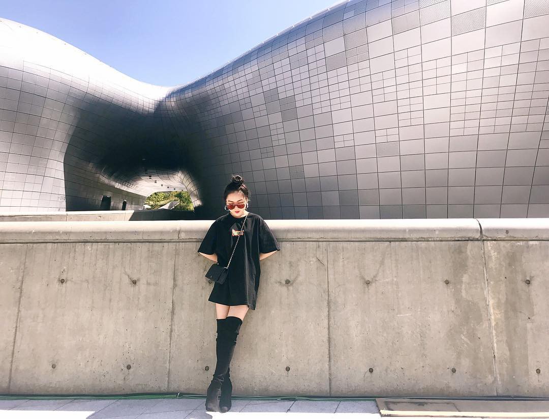 Chẳng hẹn mà gặp, Hà Hồ, Phí Phương Anh, Kỳ Duyên và loạt hot girl Việt đều đang mê mệt kiểu boot này - Ảnh 8. Chẳng hẹn mà gặp, Hà Hồ, Phí Phương Anh, Kỳ Duyên và loạt hot girl Việt đều đang mê mệt kiểu boot này - Ảnh 8.