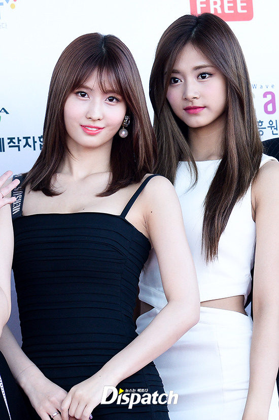 Thảm đỏ Dream Concert: D&agrave;n mỹ nh&acirc;n thế hệ mới n&acirc;ng bậc nhan sắc, d&agrave;n mỹ nam c&ugrave;ng biến th&agrave;nh ho&agrave;ng tử - Ảnh 2.