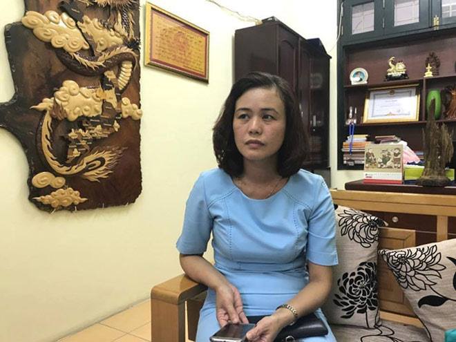 Tạm đình chỉ Phó Chủ tịch phường Văn Miếu sau vụ xin giấy khai tử cho bố - Ảnh 2.