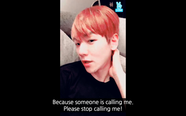 Baekhyun (EXO) phải xin lỗi mọi người vì bị nháy máy liên tục trong lúc đang livestream - Ảnh 2.