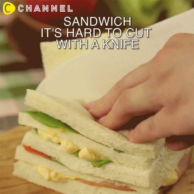 Tình huống bực mình khi ăn sandwich sẽ không còn nữa nếu bạn biết mẹo vặt này - Ảnh 1.